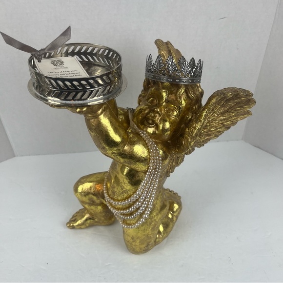 Shabby Chic Vignette decor-golden Cherub Angel w/ silver tray & vintage pearls. - Picture 3 of 16